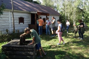 Музей народних промислів Полісся, Отрохи